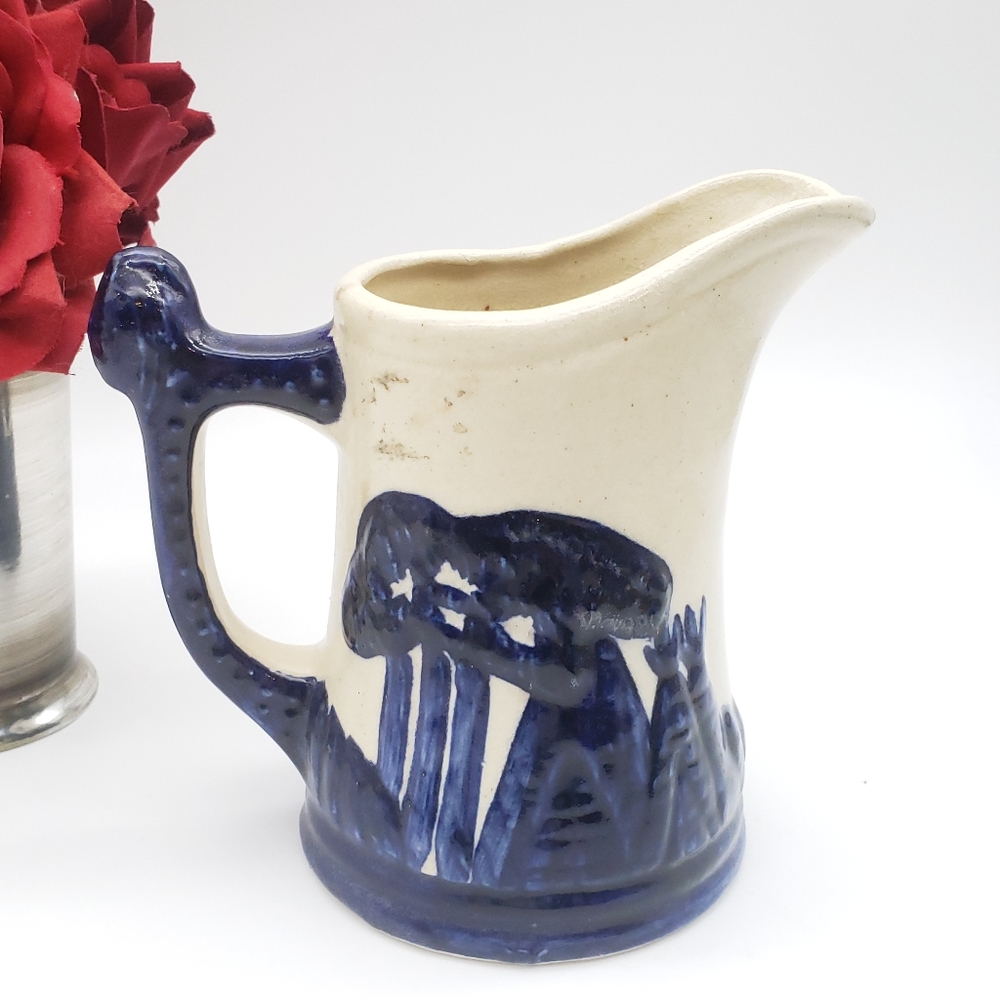 Vintage Old Sleepy Eye Cobalt Blue Pottery Pitcher - Picture 8 of 13